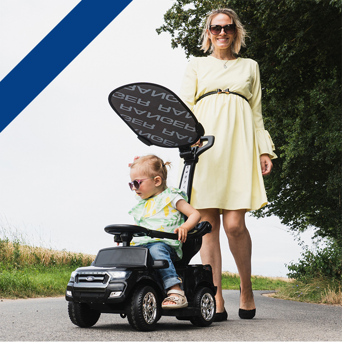 Jeździk dla dzieci Samochód elektryczny Ford Ranger z matką i córką