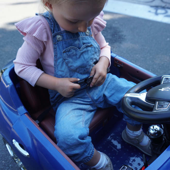 Immer sicher unterwegs im Kinder Elektroauto Elektroauto Maserati Levante Suv Lizenziert